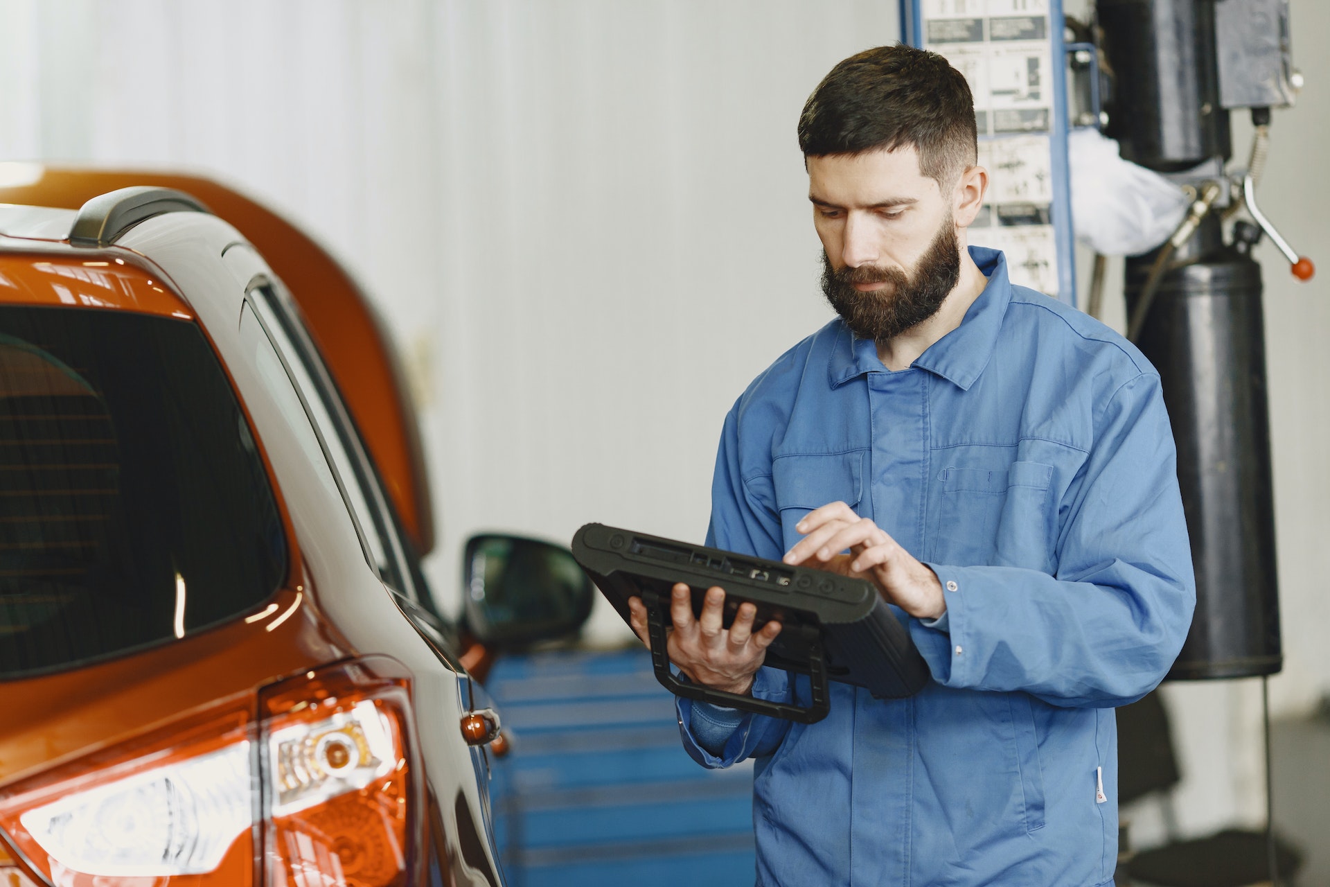 hybrid car maintenance